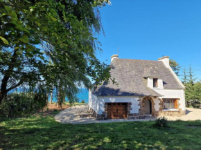 Breton holiday home with sea view, Plougasnou